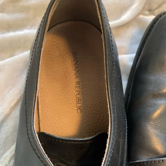 Banana Republic men’s dress shoes - Picture 2 of 5